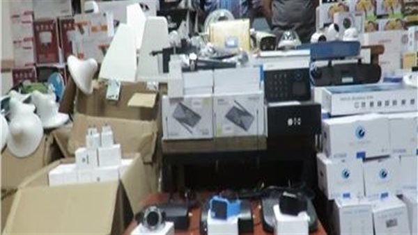 ضبط كميات من الهواتف