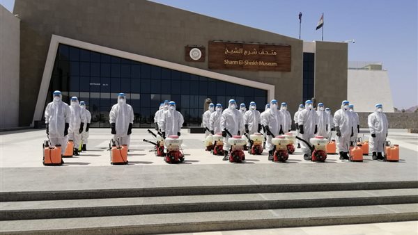 أعمال تعقيم لمتحف