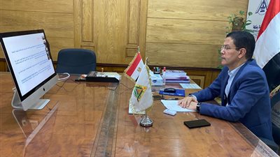 جامعة بنها تشارك في اجتماع اللجنة القومية للتنمية المستدامة والحوكمة