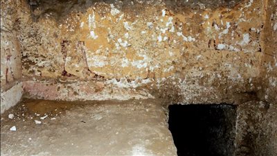 كواليس كشف 250 مقبرة بمنطقة آثار سوهاج (خاص)