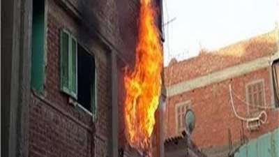 إصابة ربة منزل ونجليها في حريق شقة سكنية بسوهاج 