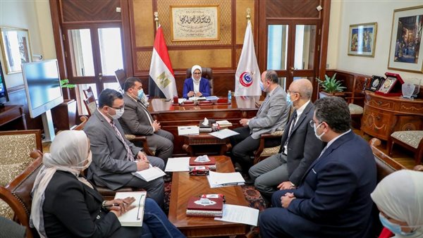 وزيرة الصحة