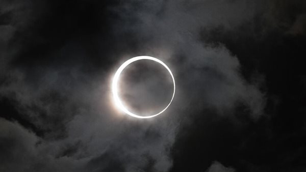 كسوف الشمس - صورة