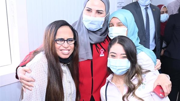 نيفين القباج وزيرة