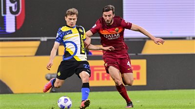 إنتر ميلان يفوز على روما بثلاثية في الدوري الإيطالي