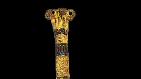  وعاء لحفظ ريش الكتابة