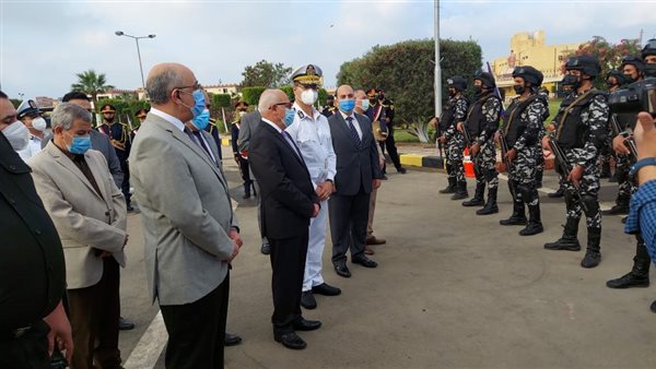 محافظ بورسعيد يزور