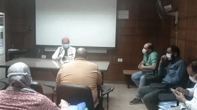مناقشة تطبيق مشروع الزمالة المصرية داخل مستشفيات المنيا