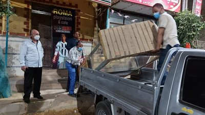 تغريم 13 شخصًا لم يرتدوا الكمامة وغلق 6 محال بإسنا في الأقصر 