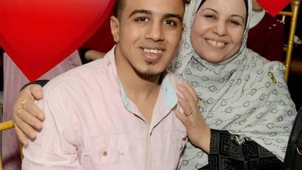 الشاب عمرو أحمد فخري