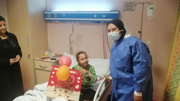 مع الأطفال المصابين