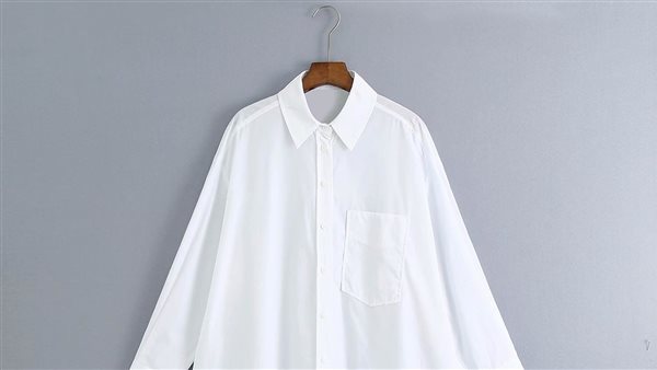 قميص أبيض