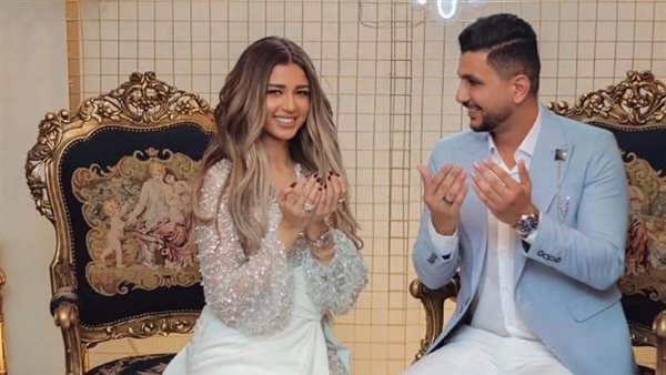 علي غزلان وخطيبته