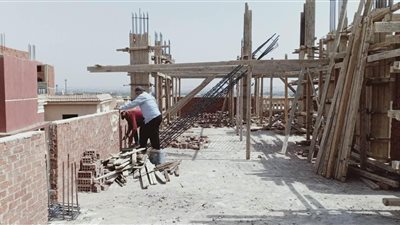 لماذا أجبرت الإسكان مواطن على إزالة جزء من بنايته الخاصة في العيد؟.. الوزارة تكشف التفاصيل