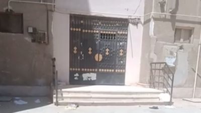 التحقيق فى وفاة  ربة منزل وابنتها بـ 15 مايو