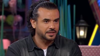 سامو زين يقرر عدم نشر محتويات جديدة على قنواته الرسمية تضامنًا مع الشعب الفلسطيني 