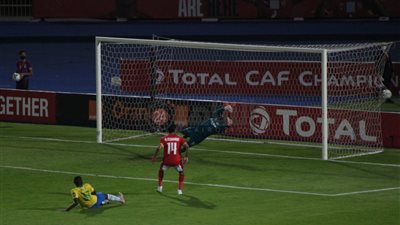 سفير مصر بجنوب إفريقيا: مباراة الأهلي وصن داونز دون جمهور 