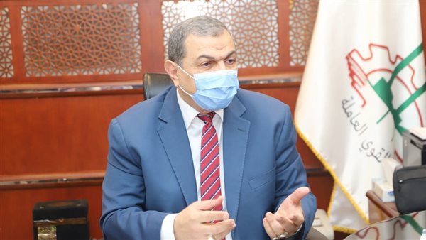 وزير القوى العاملة