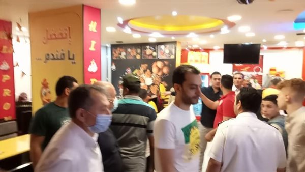 غلق محلات تجارية