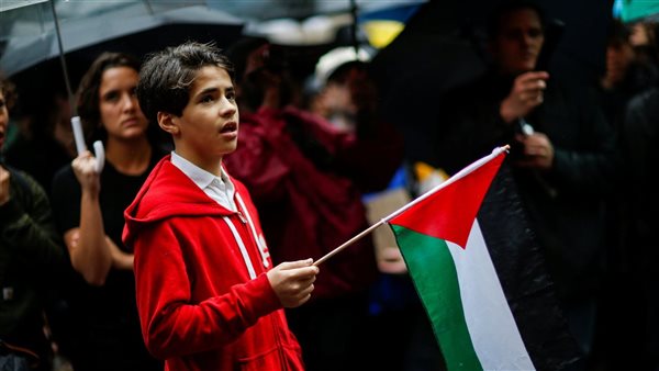 مظاهرات تضامنية مع