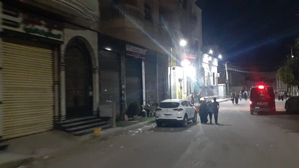 غلق المحال التجارية