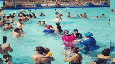 اليوم.. إعادة المرافعة في دعوى إلغاء منع نزول المحجبات حمامات السباحة بالأندية