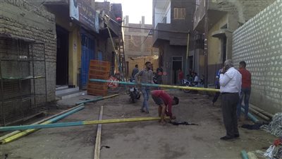 فض سرادقي أفراح للحد من انتشار فيروس كورونا شمال الأقصر (صور)