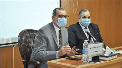 مجلس جامعة كفر الشيخ يعقد اجتماعًا طارئًا لمناقشة آليات وضوابط الامتحانات