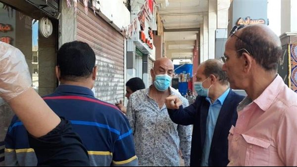 إغلاق محال تجارية