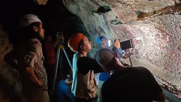 صورة للعلماء من داخل