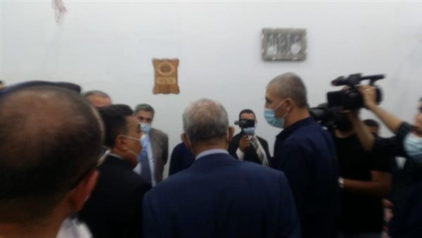 وفد حقوقي وممثلو