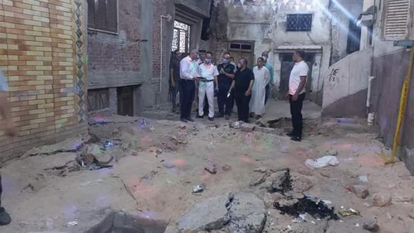 تصدع منزل بحي غرب