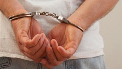 حبس شخصين لاتهامهما بالاتجار في العملة بالساحل 