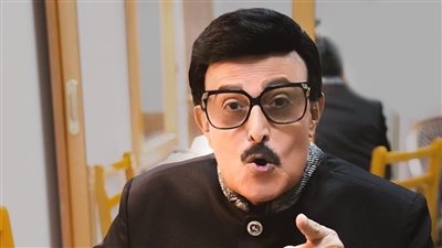 محمود عبد الشكور ناعيًا سمير غانم: كوميديان فذ ومرتجل عظيم