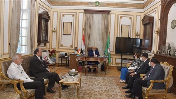 الخشت- رئيس جامعة