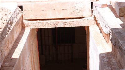 استعدادات في مقابر الوفاء والأمل لاستقبال جثمان سمير غانم