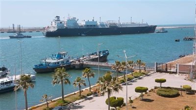 ناقلة الغاز المسال اليونانية تغادر ميناء دمياط فى طريقها إلى الهند