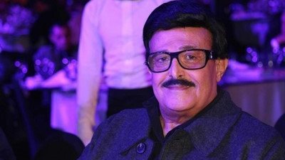 أبرزهم هالة صدقي ومحمد حماقي.. نجوم أثبتوا وفائهم لسمير غانم واحترامهم لأحزان أسرته بعد رحيله