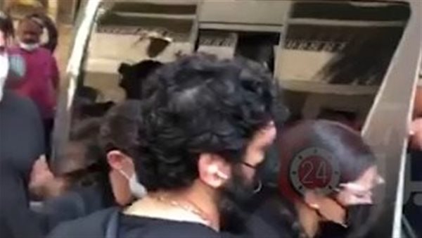 دنيا وإيمي سمير غانم