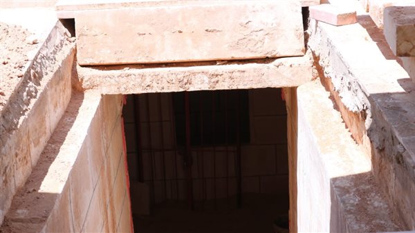 استعدادات في مقابر