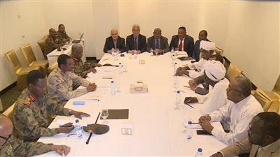 تأجيل المفاوضات بين وفد الحكومة الانتقالية والحركة الشعبية في السودان