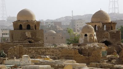 مصدر بالآثار: الجبانة الفاطمية بأسوان تعاني من التشققات والوزارة تتجاهلها (خاص)