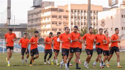 22 لاعبًا في قائمة البنك الأهلي لمواجهة إنبي بالدوري