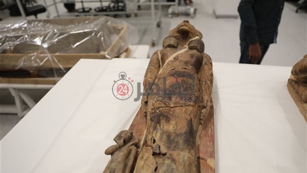 تماثيل خشبية سخمت