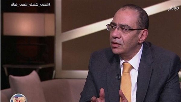  الدكتور حسام حسني