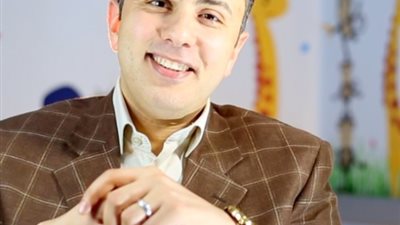 استشاري جراحة: اقتلاع العين يحدث بعد تدهور الحالة المصابة بالفطر الأسود.. ولكنه نادر