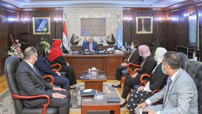 محافظ الإسكندرية يستقبل متدربي البرنامج الرئاسي لتأهيل الشباب للقيادة