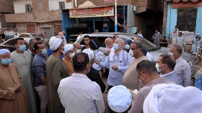 مكتب سجل مدني وخط سرفيس لطيبة.. مطالب أهالي الزينية لمحافظ الأقصر