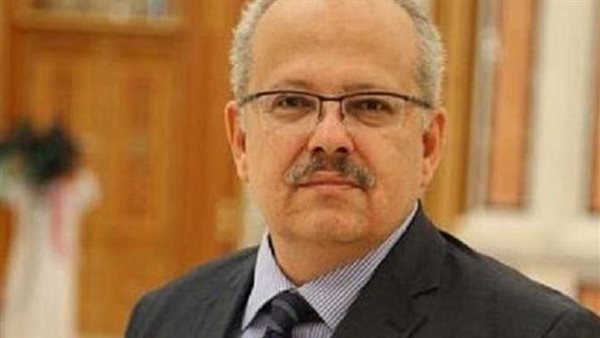 رئيس جامعة القاهرة-أرشيفية