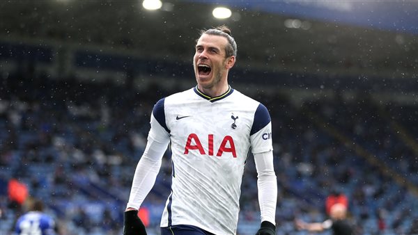 جاريث بيل بقميص توتنهام